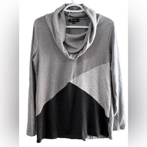 Gray and Black Women's Sweater